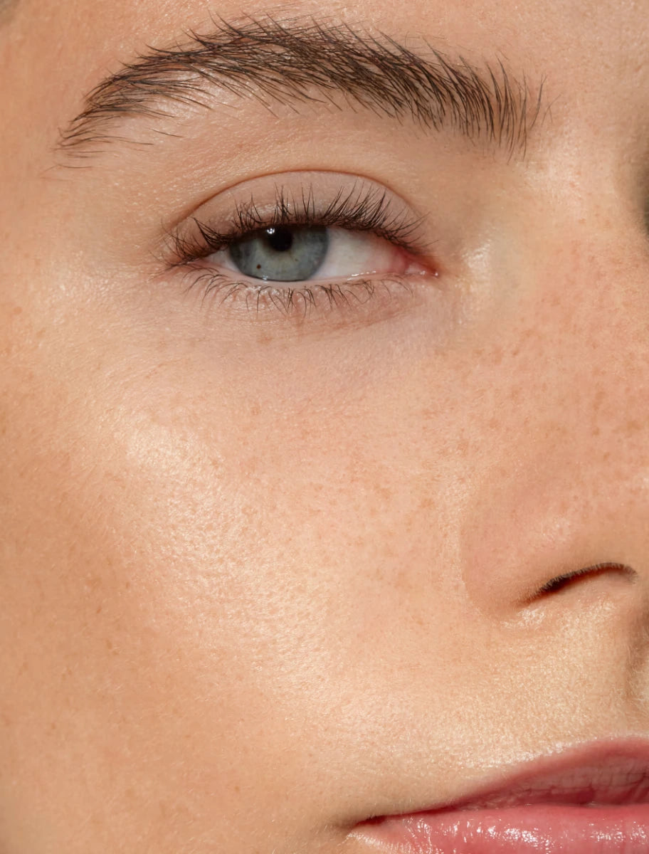 Hyaluron Tinted Serum - Madara - 30ml