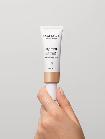 Hyaluron Tinted Serum - Madara - 30ml
